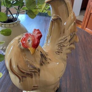 Adorable Rooster for your kitchen.